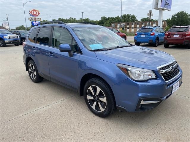 Photo of 2018 Quartz Blue Pearl Subaru Forester