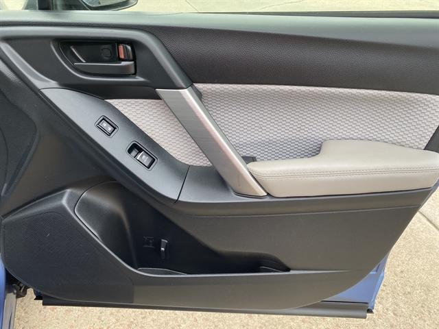 Photo of 2018 Quartz Blue Pearl Subaru Forester
