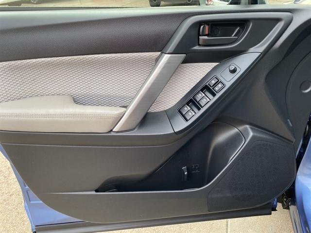 Photo of 2018 Quartz Blue Pearl Subaru Forester