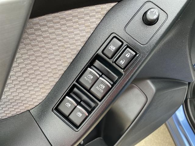 Photo of 2018 Quartz Blue Pearl Subaru Forester