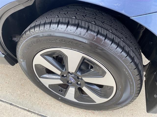 Photo of 2018 Quartz Blue Pearl Subaru Forester