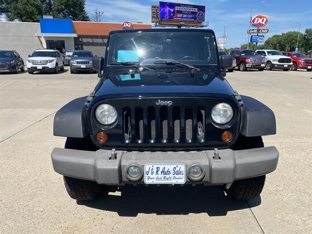 Photo of 2011 Black Clearcoat Jeep Wrangler