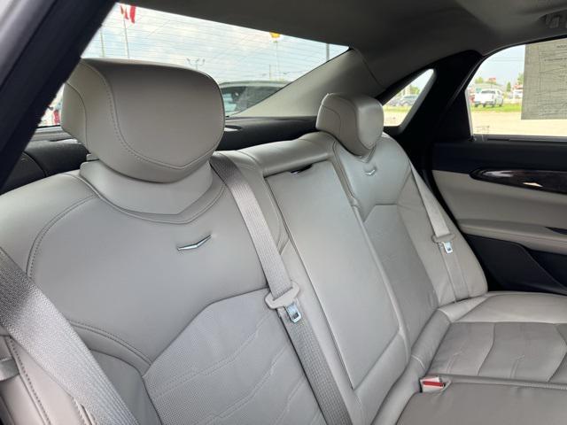 Photo of 2018 Crystal White Tricoat Cadillac CT6
