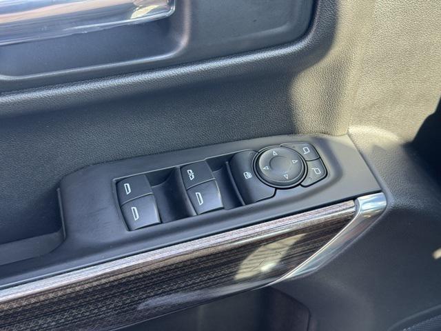 Photo of 2020 Black Chevrolet Silverado 1500