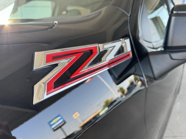 Photo of 2020 Black Chevrolet Silverado 1500