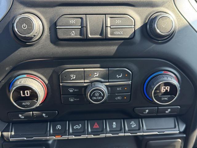 Photo of 2020 Black Chevrolet Silverado 1500