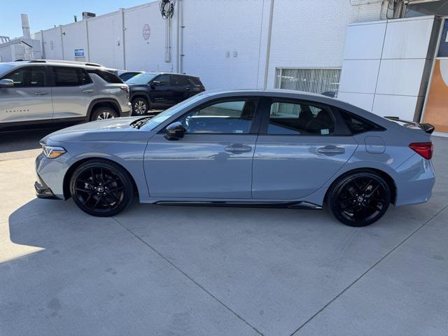 Photo of 2022 Sonic Gray Pearl Honda Civic Si