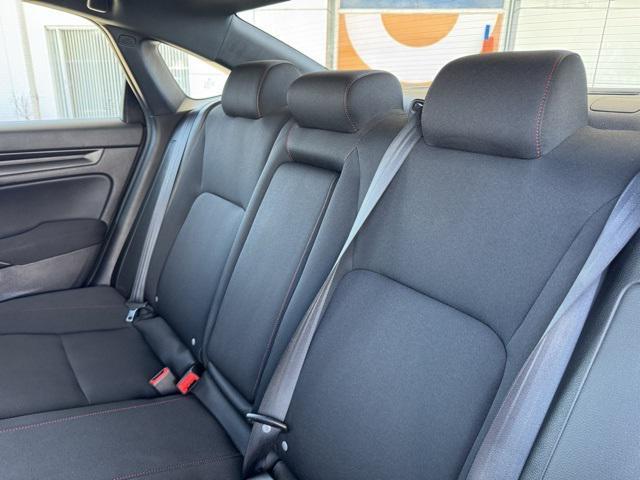 Photo of 2022 Sonic Gray Pearl Honda Civic Si