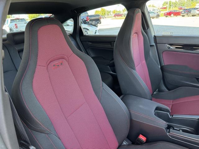 Photo of 2022 Sonic Gray Pearl Honda Civic Si