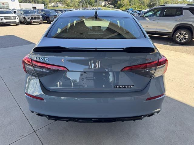 Photo of 2022 Sonic Gray Pearl Honda Civic Si