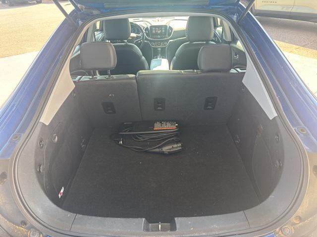 Photo of 2018 Kinetic Blue Metallic Chevrolet Volt