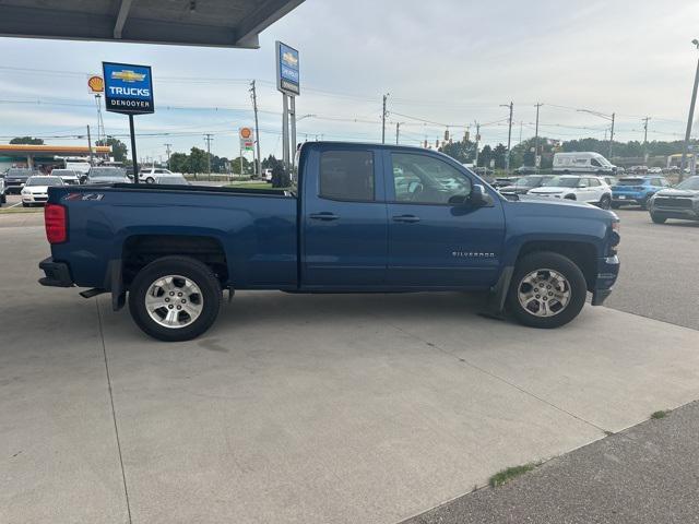Photo of 2018 Deep Ocean Blue Metallic Chevrolet Silverado 1500