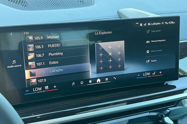 Photo of 2026 Mineral White Metallic BMW X5