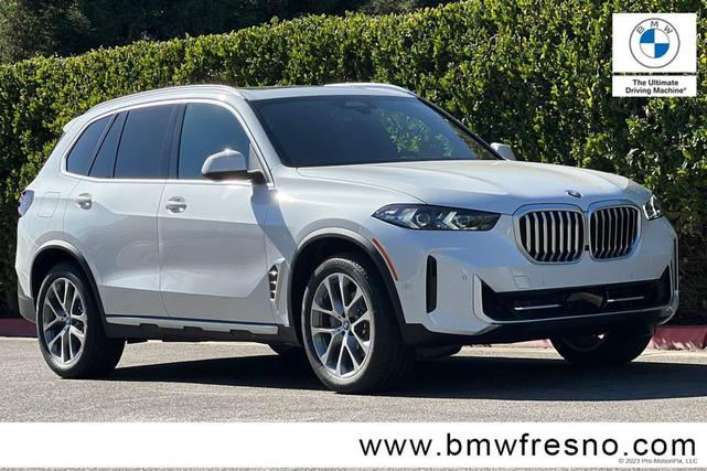 Photo of 2026 Mineral White Metallic BMW X5