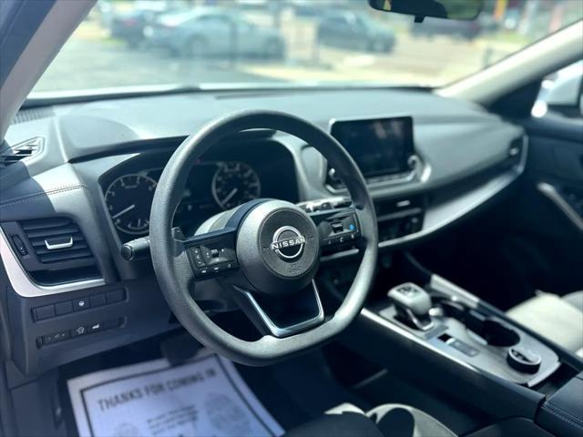 Photo of 2024 Brilliant Silver Metallic Nissan Rogue