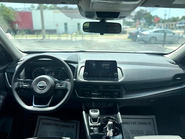 Photo of 2024 Brilliant Silver Metallic Nissan Rogue