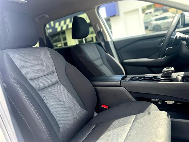 Photo of 2024 Brilliant Silver Metallic Nissan Rogue