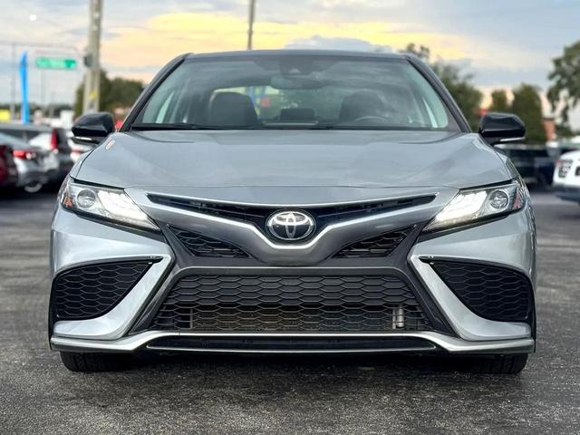 Photo of 2023 Silver Toyota Camry