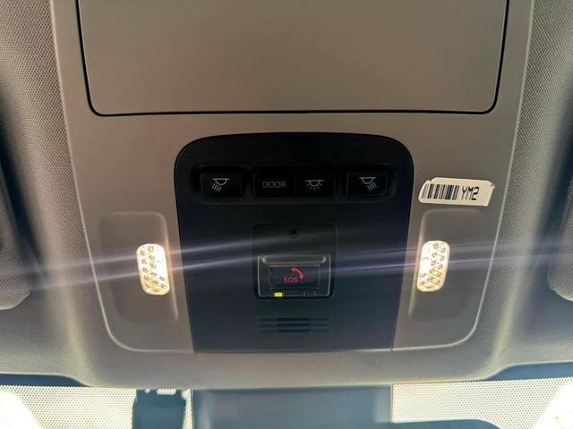 Photo of 2023 Silver Toyota Camry