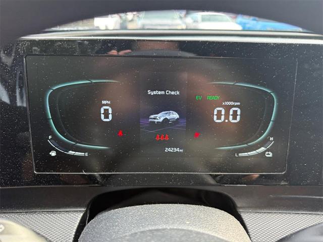 Photo of 2023 Steel Gray Kia Sportage Hybrid