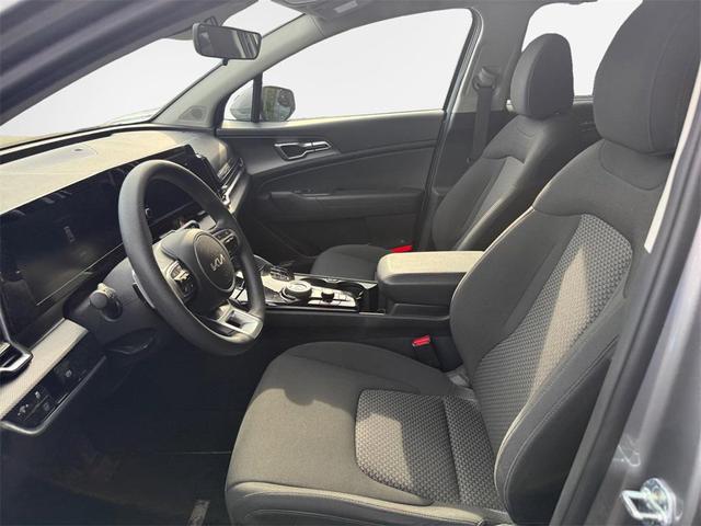 Photo of 2023 Steel Gray Kia Sportage Hybrid