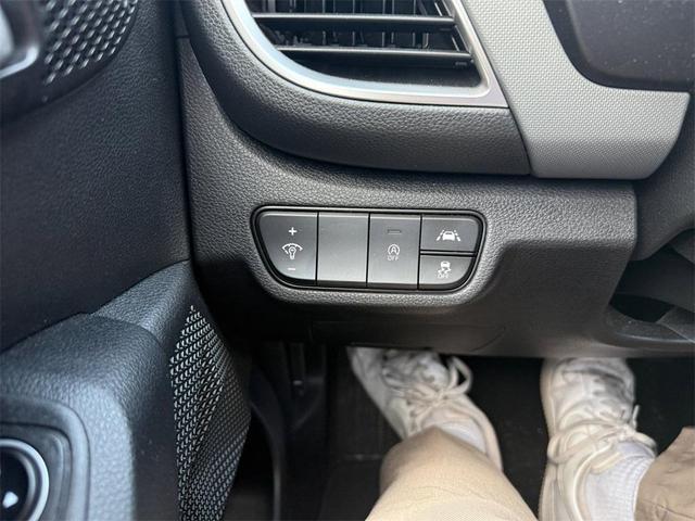 Photo of 2023 Cherry Black Kia Seltos