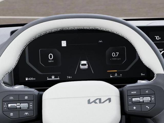 Photo of 2025 Currant Red Kia K4