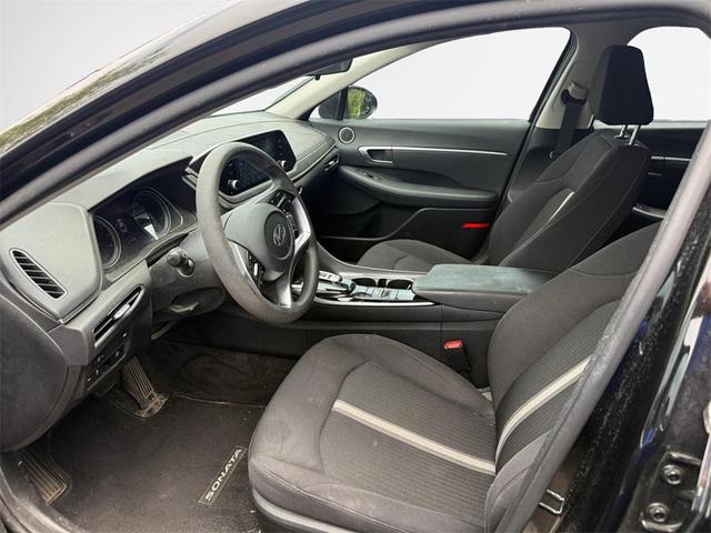 Photo of 2022 Phantom Black Hyundai SONATA