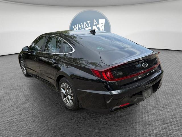 Photo of 2022 Phantom Black Hyundai SONATA