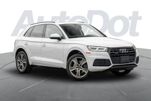 Photo of 2019 Glacier White Metallic Audi Q5