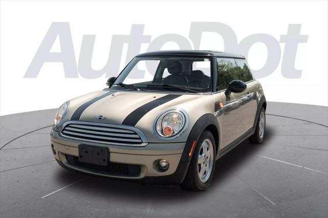 Photo of 2010 Gold MINI Cooper