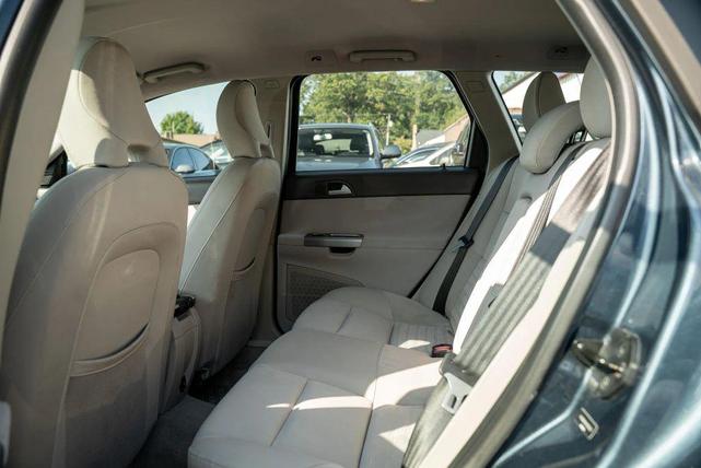 Photo of 2010 Barents Blue Metallic Volvo V50