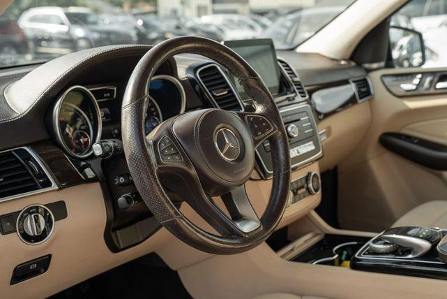 Photo of 2017 Blue Mercedes-Benz GLS 450