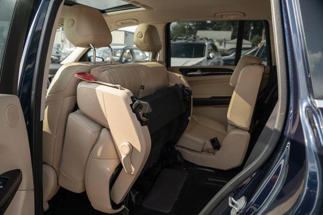 Photo of 2017 Blue Mercedes-Benz GLS 450