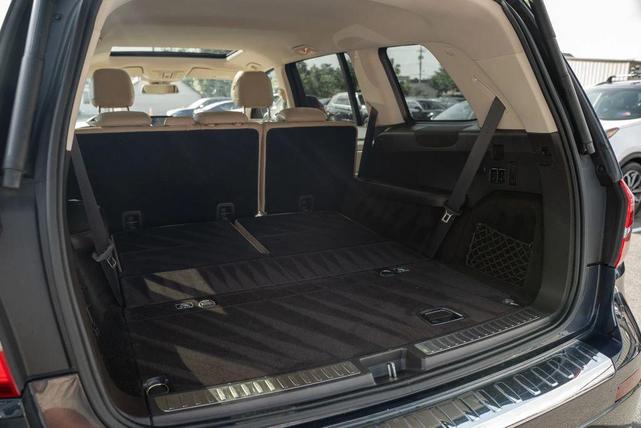 Photo of 2017 Blue Mercedes-Benz GLS 450