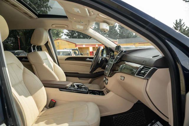 Photo of 2017 Blue Mercedes-Benz GLS 450