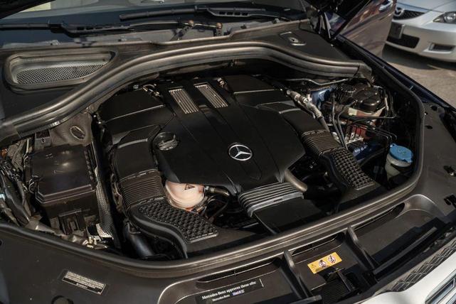 Photo of 2017 Blue Mercedes-Benz GLS 450