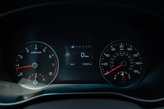 Photo of 2017 Snow White Pearl Kia Sportage