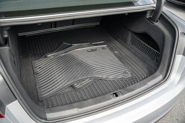 Photo of 2016 Florett Silver Metallic Audi A6