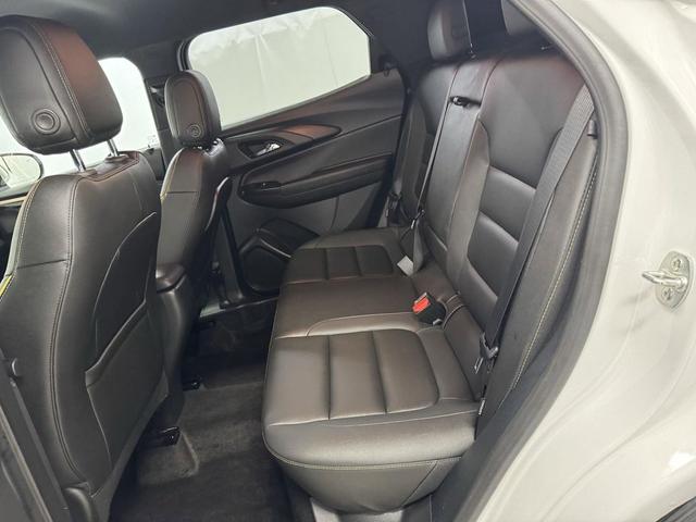 Photo of 2024 Summit White Chevrolet Trailblazer