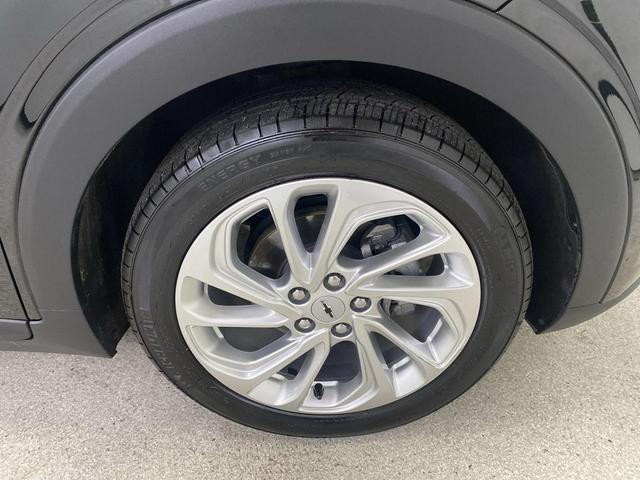 Photo of 2022 Mosaic Black Metallic Chevrolet Bolt EUV