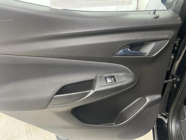 Photo of 2022 Mosaic Black Metallic Chevrolet Bolt EUV
