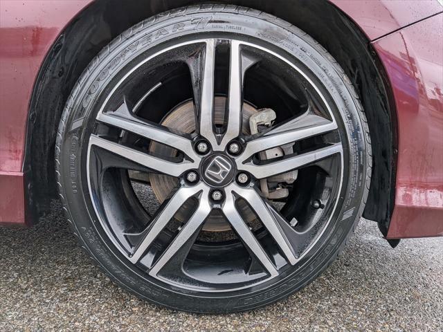 Photo of 2016 Red Honda Accord