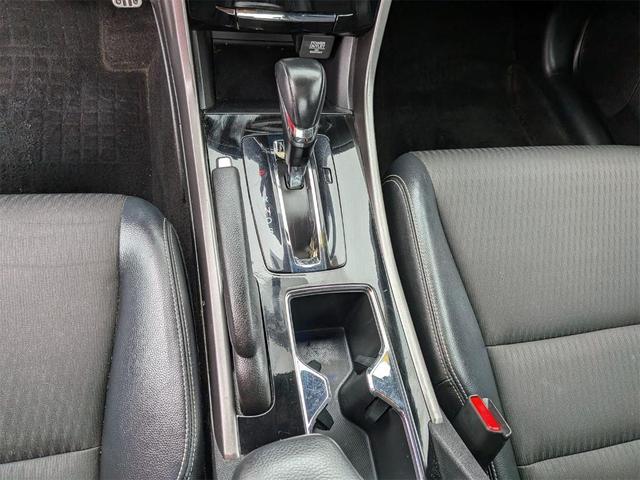 Photo of 2016 Red Honda Accord