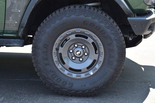 Photo of 2024 Eruption Green Metallic Ford Bronco