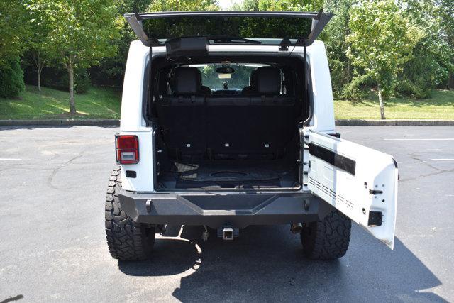 Photo of 2018 Bright White Clearcoat Jeep Wrangler JK Unlimited