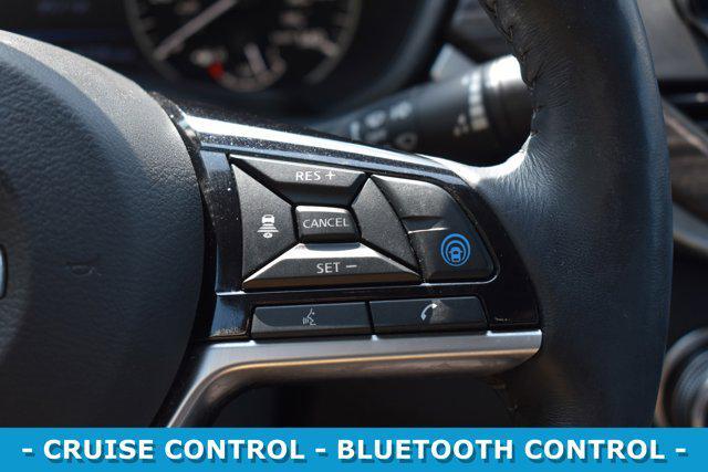 Photo of 2020 Pearl White Tricoat Nissan Altima