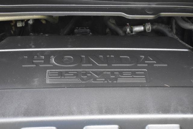 Photo of 2016 Crystal Black Pearl Honda Odyssey