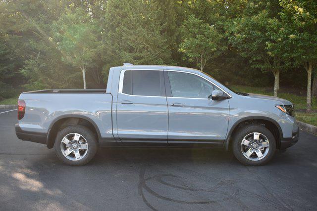 Photo of 2025 Sonic Gray Pearl Honda Ridgeline