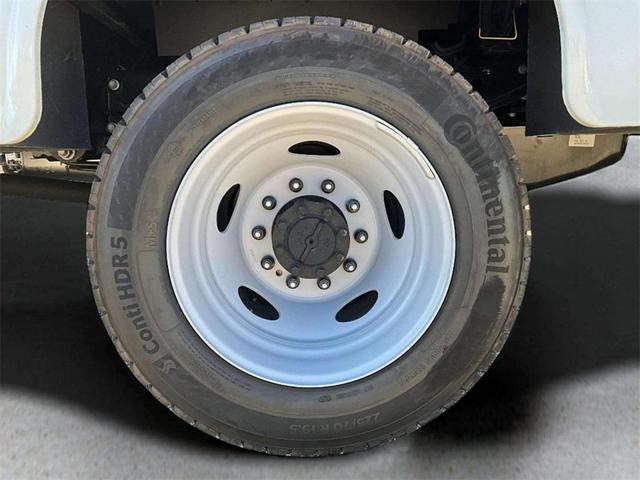 Photo of 2026 OXFORD WHITE Ford F-450